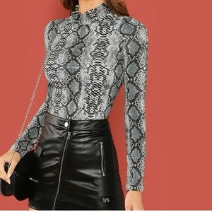 Snake Print Fitted Long Sleeve Tee